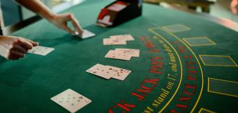 De bedste og værste starthænder i blackjack